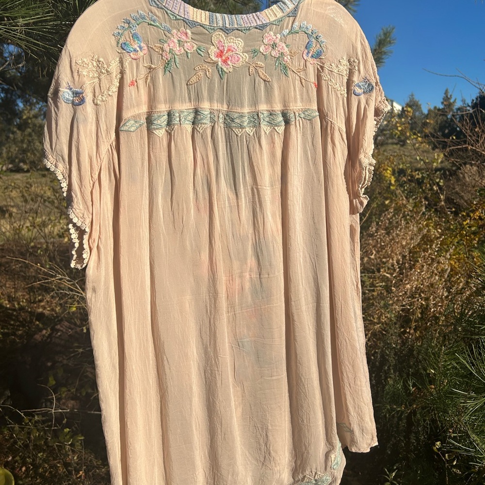Johnny Was Floral Embroidered Blouse in Cream - Picture 2 of 2